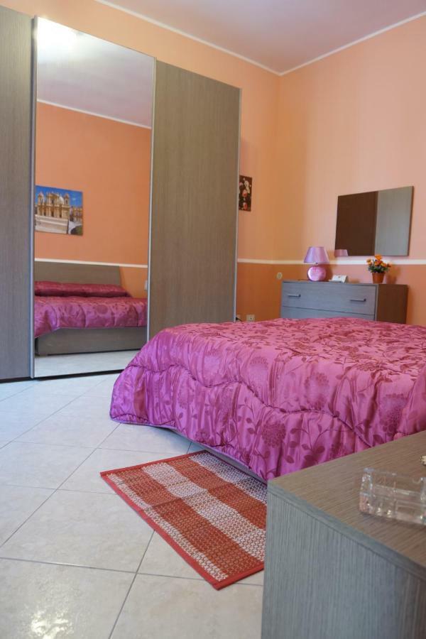 Casa Vacanza Il Ciliegio Noto Exterior foto